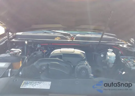 2008 Cadillac Escalade Esv Standard z USA, uszkodzony, nr VIN 1GYFC66878R198644